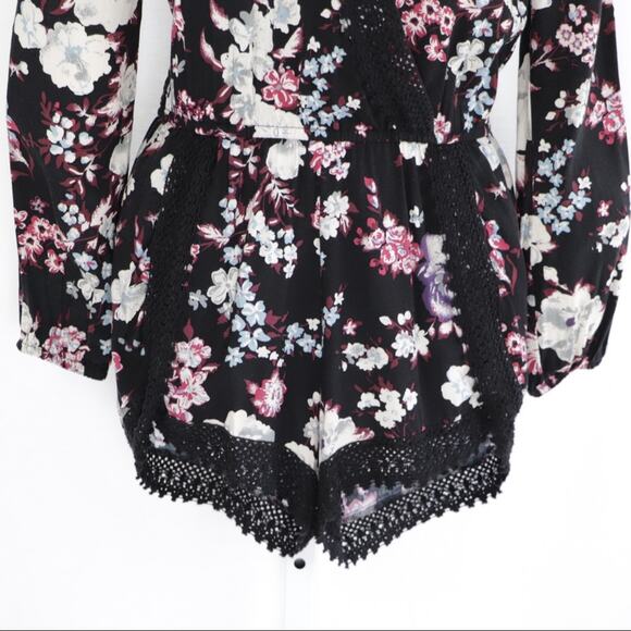 Band of Gypsies Long Sleeve Floral Rayon Romper S - Picture 6 of 8